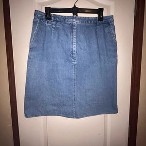 Womens Talbots petite size 16 skirt